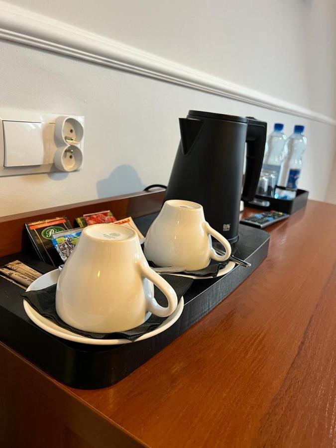 Nad Stara Nida *** Hotell Pinczow Exteriör bild