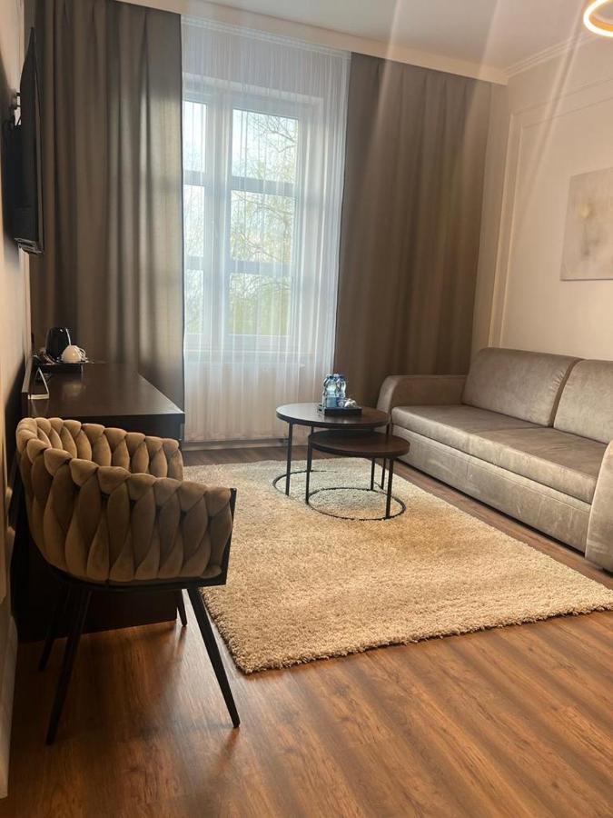 Nad Stara Nida *** Hotell Pinczow Exteriör bild